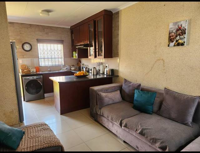3 BEDROOM PROPERTY TO RENT IN WITPOORTJIE